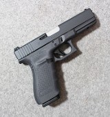 Glock ~ 21 Gen 4 ~ .45 Auto - 1 of 3