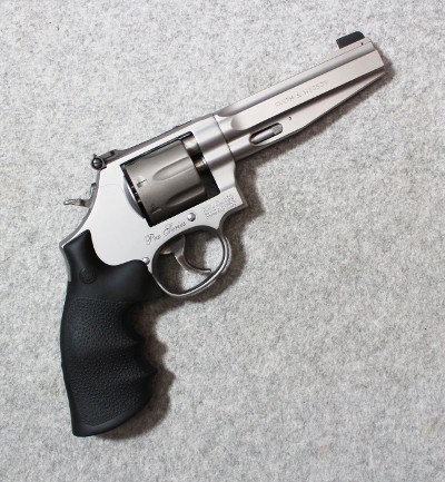 Smith & Wesson ~ 986 Pro Series ~ 9mm Luger - Image 1 of 3