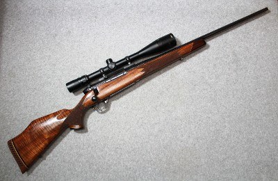 Weatherby ~ Mark V ~ .257 Weatherby Magnum - Image 1 of 15