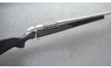Weatherby Fiber Mark V Stainless .270 Wby. Mag. - 1 of 8