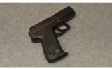 H&K USP Compact .40 S&W - 1 of 2