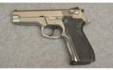 Smith & Wesson 5906 9mm - 2 of 2