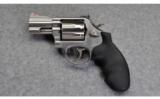 Smith & Wesson 686-4 2.5 Inch Barrel 7-Shot - 2 of 4