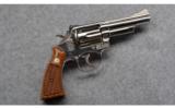 Smith & Wesson 19-3 .357 Magnum - 1 of 3