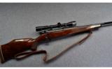 Weatherby Mark V South Gate .340 WBY MAG - 1 of 9