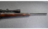 Weatherby ~ Mark V ~ .300 Win. Mag. - 4 of 9