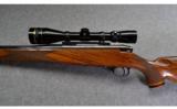 Weatherby ~ Mark V ~ .300 Wby. Mag. - 8 of 9