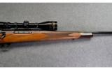 Weatherby ~ Mark V ~ .300 Wby. Mag. - 4 of 9