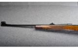 Weatherby ~ Mark V Deluxe ~ .300 Wby. Mag. - 9 of 9