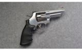 Smith & Wesson ~ 629-6 ~ .44 Magnum - 1 of 2