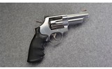 Smith & Wesson ~ 629-6 ~ .44 Magnum - 1 of 2