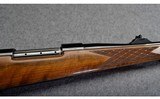 Weatherby ~ Mark V Deluxe ~ .300 Wby. Mag. - 4 of 12