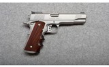 Kimber~Stainless Target II~10MM - 1 of 3