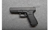 Glock~21~.45 Auto - 2 of 3