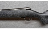 Weatherby~Mark V Accumark~.22-250 Remington - 8 of 10