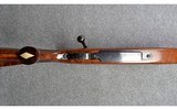 Weatherby~Mark V~ 7mm Magnum - 5 of 10