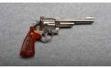 Smith & Wesson~ 29-10~ .44 Magnum - 1 of 4