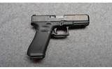 Glock~17 Gen 5~9MM - 1 of 3