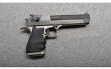 Magnum Research~Desert Eagle~.44 Magnum - 1 of 3