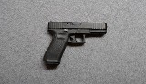 Glock~22 GEN 5~.40 S&W - 1 of 3