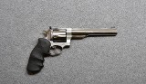 Ruger~Redhawk~.44 MAG - 1 of 2