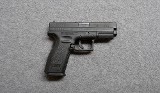 Springfield Armory~XD-40~.40 S&W - 1 of 3