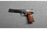 Smith & Wesson~41~.22 LR. - 2 of 3