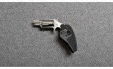 North American Arms~Derringer~.22 MAG. - 2 of 3