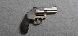 Smith & Wesson~686-6~.357 MAG. - 1 of 3