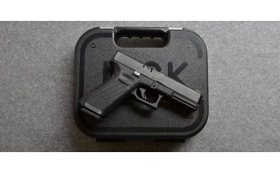 Glock~17 Gen 5~9MM - Image 3 of 3