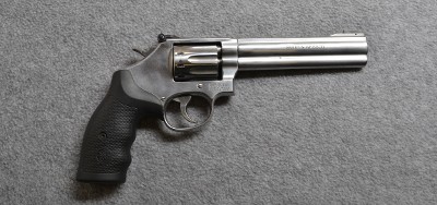 Smith & Wesson~617-6~.22 LR. - Image 1 of 2