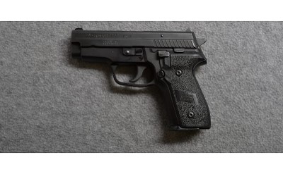SIG Sauer~P229~.40 S&W - Image 2 of 3