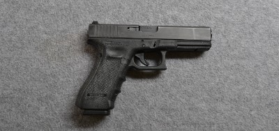 Glock~17 GEN4~9MM - Image 1 of 3