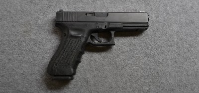 Glock~22 GEN4~.40 S&W - Image 1 of 3