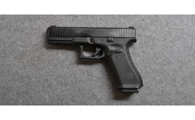 Glock~17 GEN5~9MM - Image 2 of 3