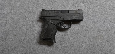 Springfield~XDs-9~9MM - Image 1 of 3