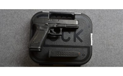Glock~17 GEN5~9MM - Image 3 of 3