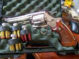 SMITH WESSON MODEL 57 NO DASH MINT NICKEL .41 MAGNUM - 2 of 7