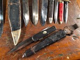 ANTIQUE BOWIE KNIFE COLLECTION 13 Civil War Era Fighting Knives & Daggers Wostenholm Rodgers Woodhead Barnes Etched Blades - 10 of 11