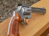 Smith and Wesson 686 No Dash 357 - 16 of 20
