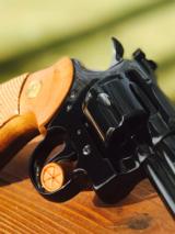 Colt Python 357 - 11 of 16