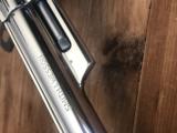 Smith & Wesson 29-2 44 Magnum - 6 of 19