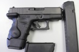 Glock Model 26 with Crimson Trace Laser, night sights and 3 mags. Cased - 4 of 7