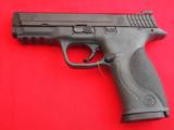 Smith & Wesson M&P40 .40 S&W - 1 of 2