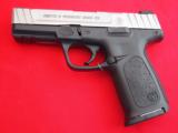 Smith and Wesson SD40 VE .40 S&W - 1 of 2