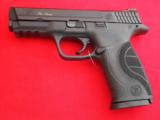Smith & Wesson M&P 9 Pro Series 9mm - 1 of 2