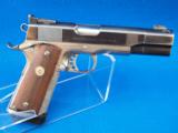 Colt Government Custom 1911 L&L .45 ACP - 2 of 4