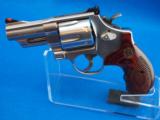 Smith & Wesson 629-6 Deluxe .44 Magnum - 2 of 2