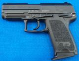 HECKLER AND KOCH USP 45 COMPACT- 2 of 5