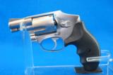 Smith & Wesson Model 940 9mm Parabellum - 1 of 2
